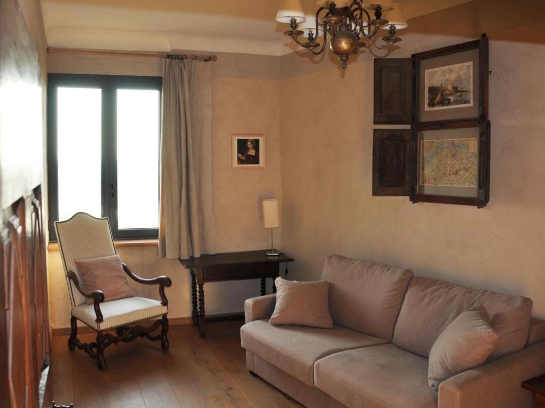 Maison Orsini Villeneuve-lès-Avignon Zimmer foto